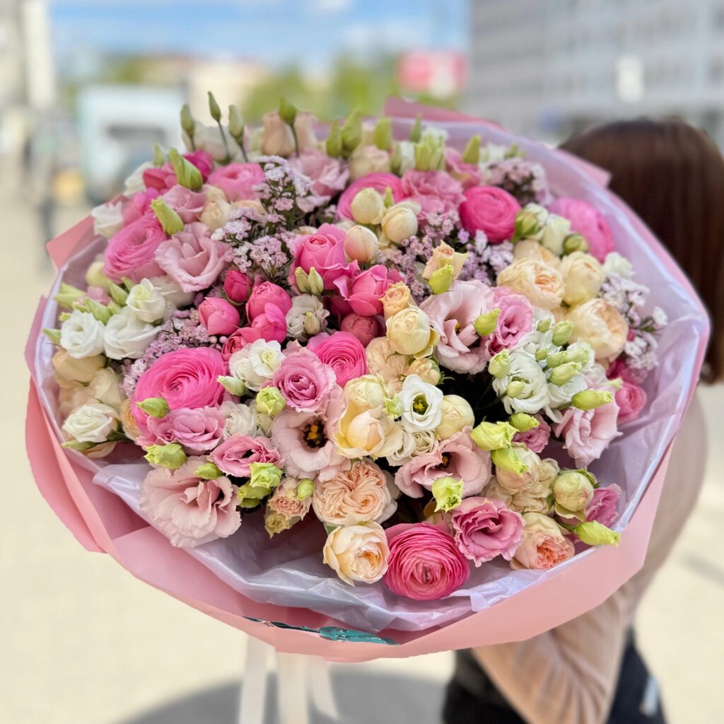 Bukiet For her — Kwiaciarnia Miłość Warszawa