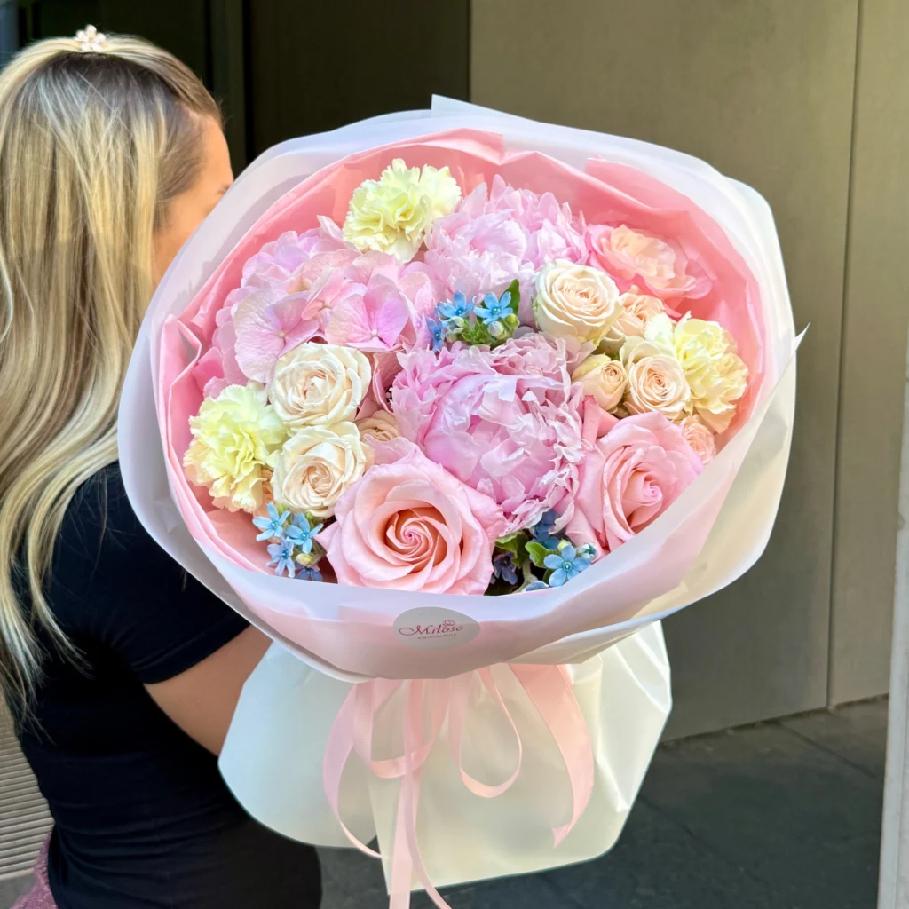 Bouquet of the day — Kwiaciarnia Miłość Warszawa